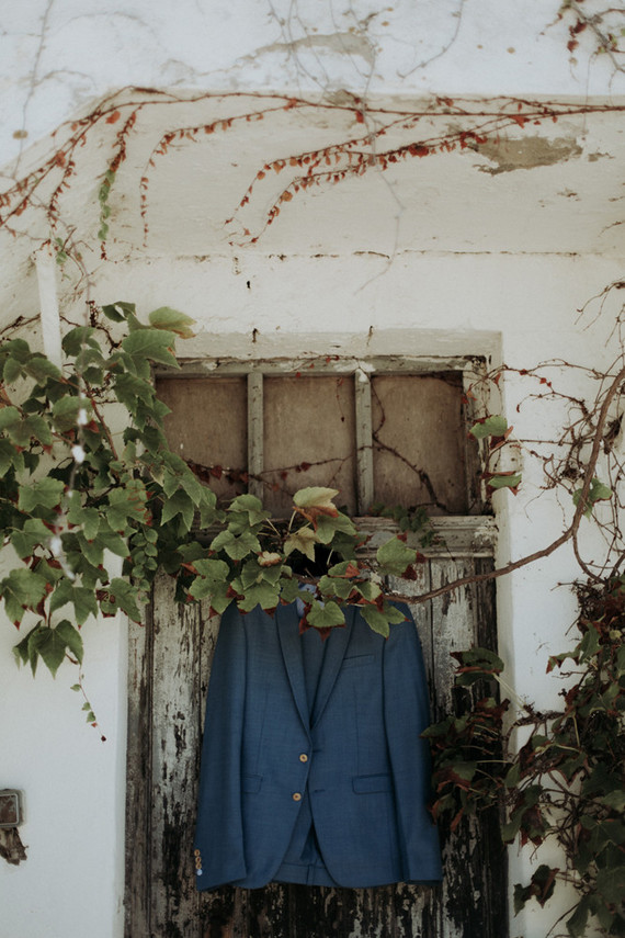 Authenic festive farm wedding in Provence