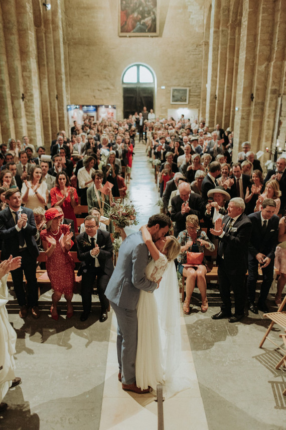 Authenic festive farm wedding in Saintes-Maries-de-la-Mer, Provence