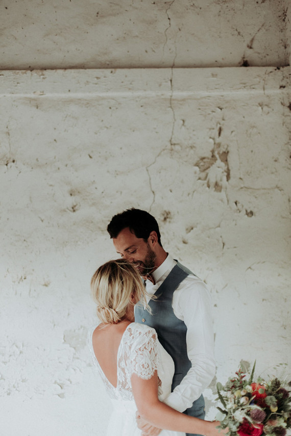 Authenic festive farm wedding in Saintes-Maries-de-la-Mer, Provence