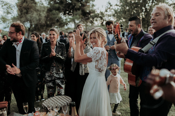 Authenic festive farm wedding in Saintes-Maries-de-la-Mer, Provence