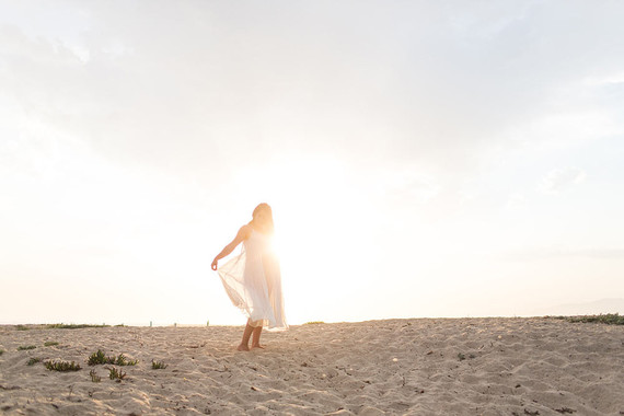 beachside maternity photos