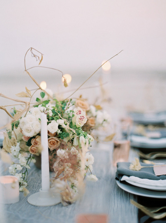 pastel seaside wedding inspiration on the Oregon Coast