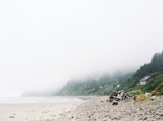 pastel seaside wedding inspiration on the Oregon Coast
