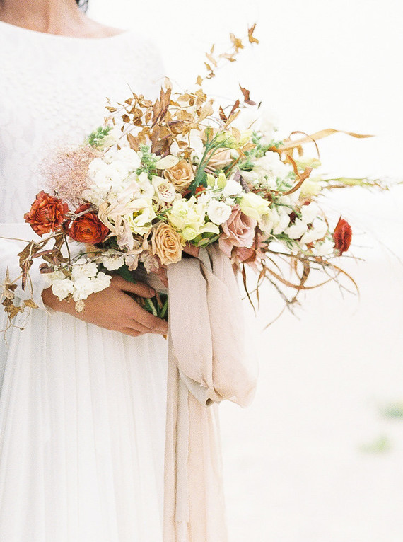 pastel seaside wedding inspiration on the Oregon Coast