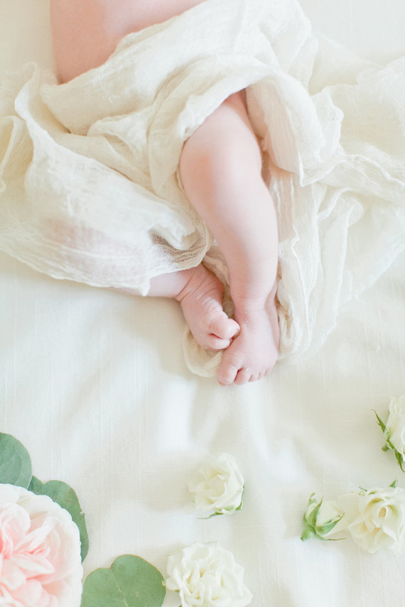 Floral newborn photos on 100 Layer Cakelet