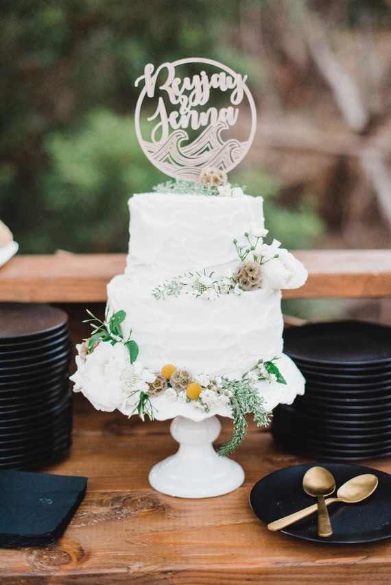 modern macrame backyard wedding in Oceanside Inspiration