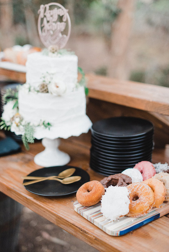 modern macrame backyard wedding in Oceanside Inspiration