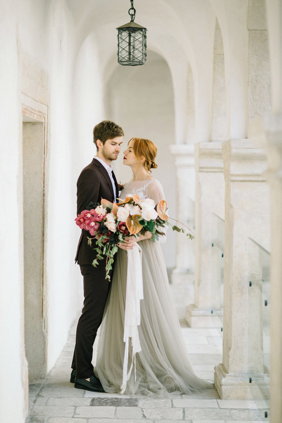 Autumn castle wedding in Poland on 100 Layer Cake Inspiration