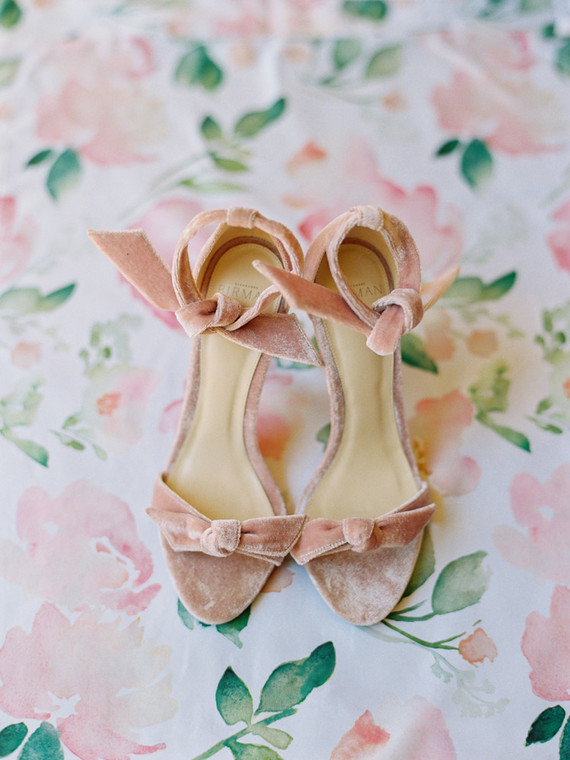Romantic DIY Napa Valley wedding at Brix Restaurant Inspiration