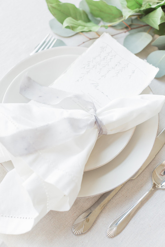 Ideas for dyed silk ribbon in weddings