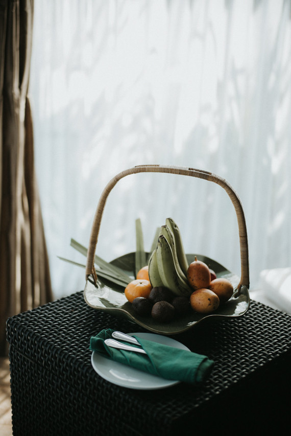 Classic modern Bali wedding at Khayangan Estate