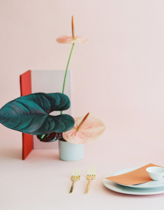 modern color blocked wedding inspiration