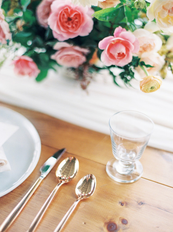 spring floral wedding inspiration
