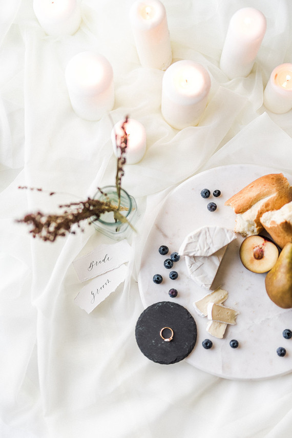 Organic minimal bridal inspiration