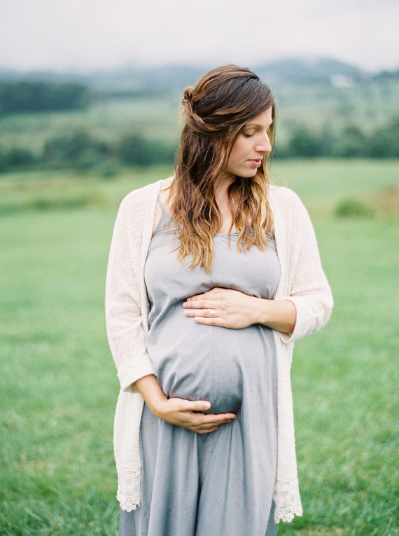 Pippin Hill Farm maternity photos