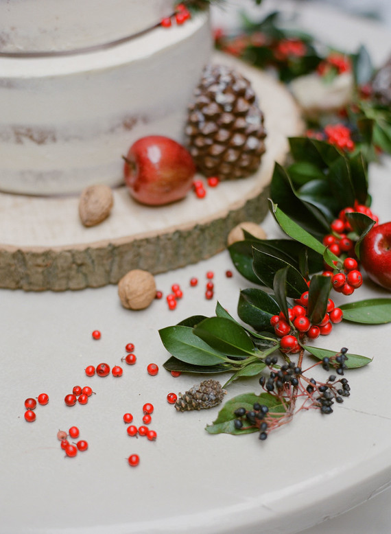 Elegant snowy Christmas wedding in Salzburg Austria on 100 Layer Cake