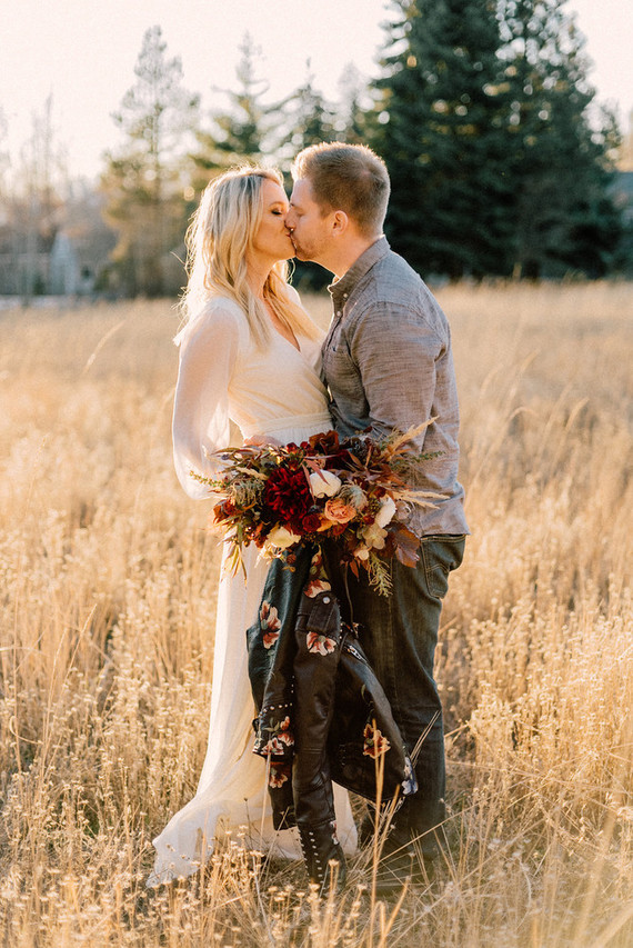 Fall, golden hour engagement photos in Nevada