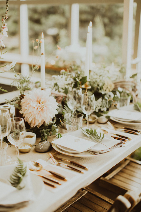 Charming greenhouse wedding reception in on the Isle of Mull in Scotland