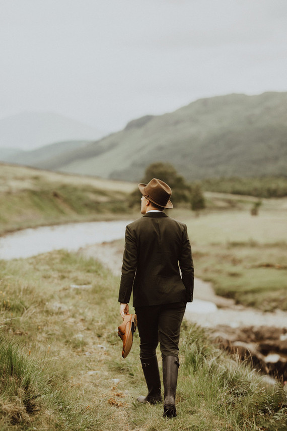 Charming indie Scottish Isle wedding