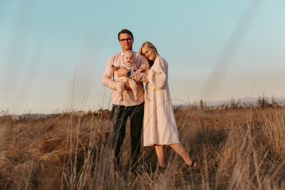 golden hour family photos in Playa Del Rey by Nicki Sebastian