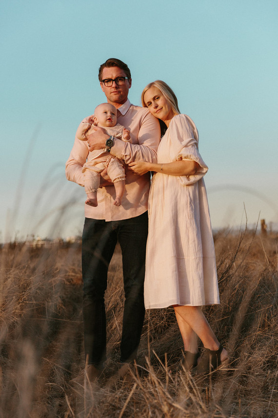 golden hour family photos in Playa Del Rey by Nicki Sebastian