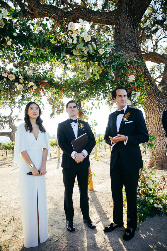 Elegant black and white wedding at Sunstone Winery