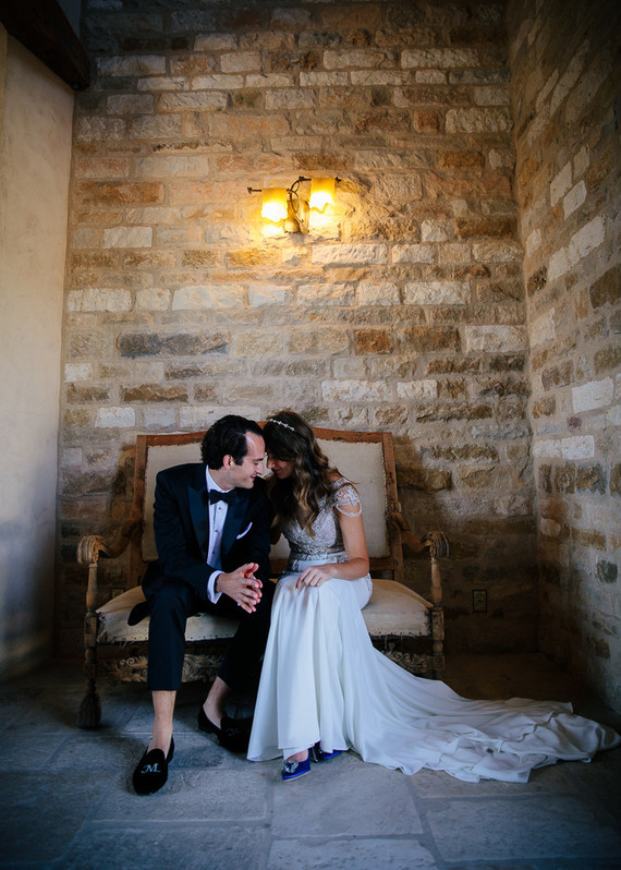 Elegant black and white wedding at Sunstone Winery