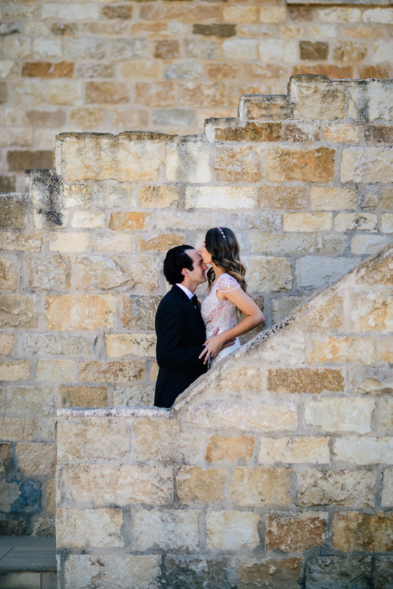 Elegant black and white wedding at Sunstone Winery