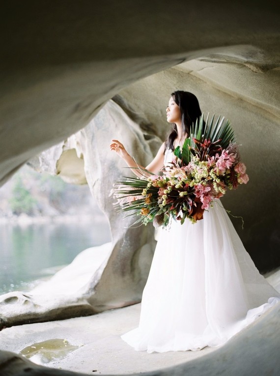 Serene modern Galiano Island wedding inspiration