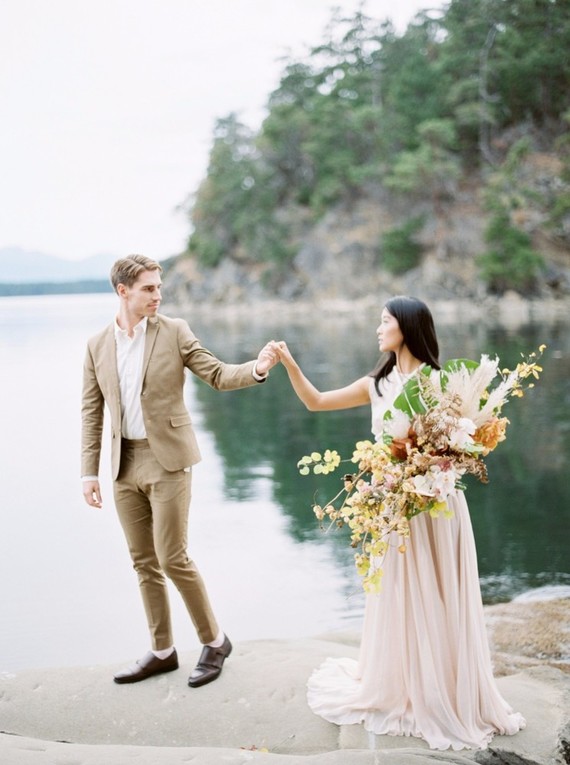 Serene modern Galiano Island wedding inspiration