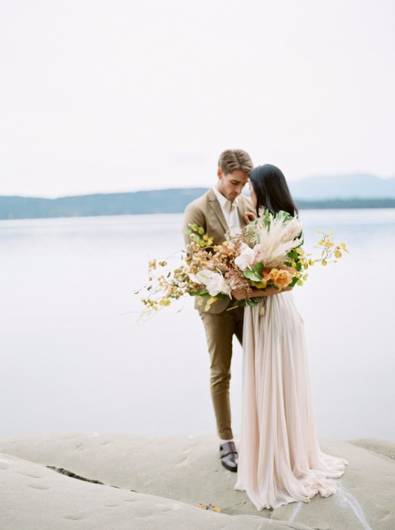 Serene modern Galiano Island wedding inspiration
