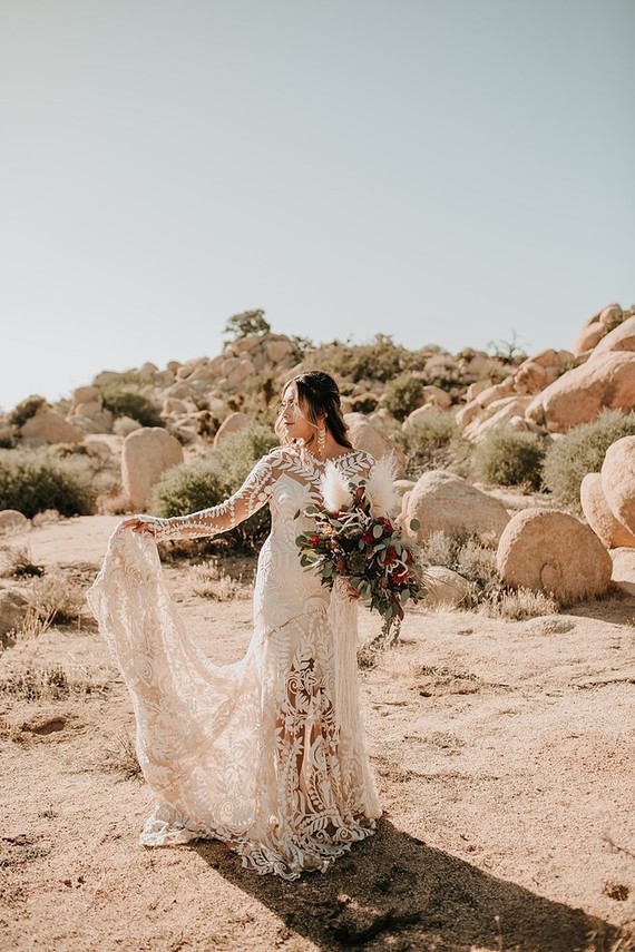 Bohemian road trip elopement ideas in Joshua Tree