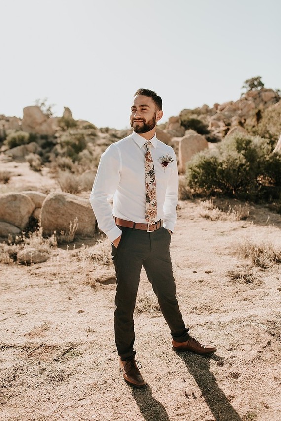 Bohemian road trip elopement ideas in Joshua Tree Inspiration