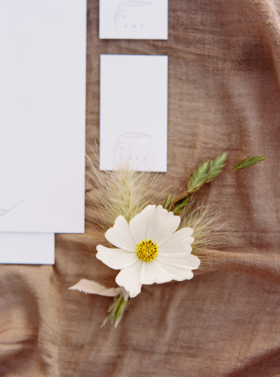 Golden hour late summer farmhouse wedding inspiration