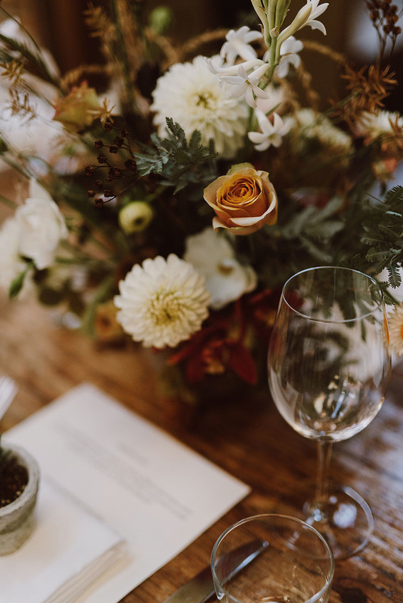 Rustic modern fall wedding florals