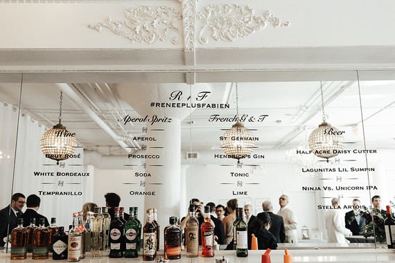 Modern winter Chicago wedding at the Chicago Athletic Association