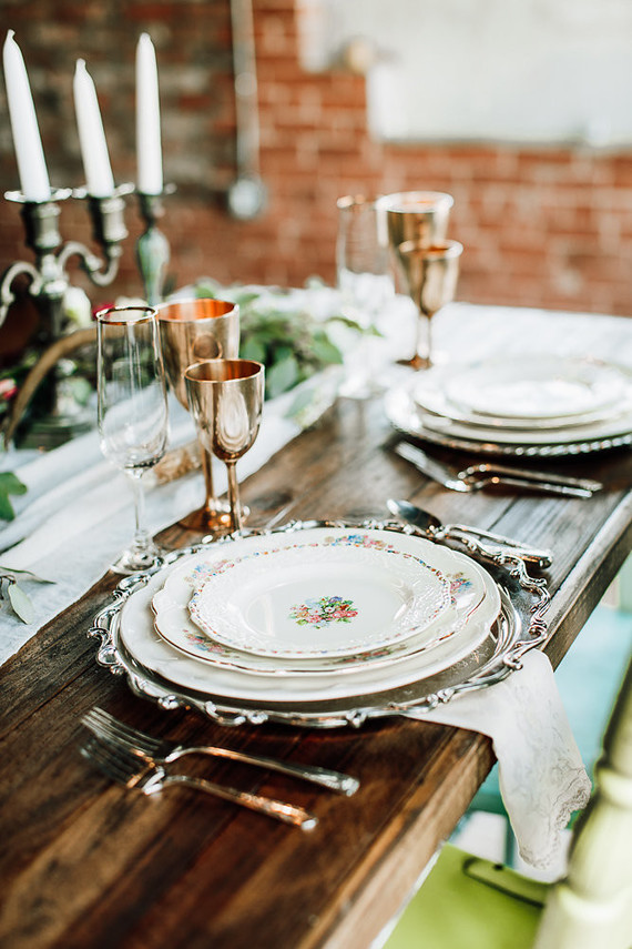 Mexican vintage-inspired wedding at Howl Long Beach