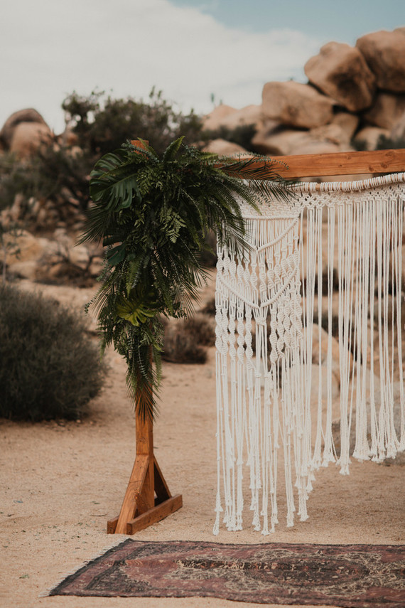 Macrame ceremony backdrop in Joshua Tree