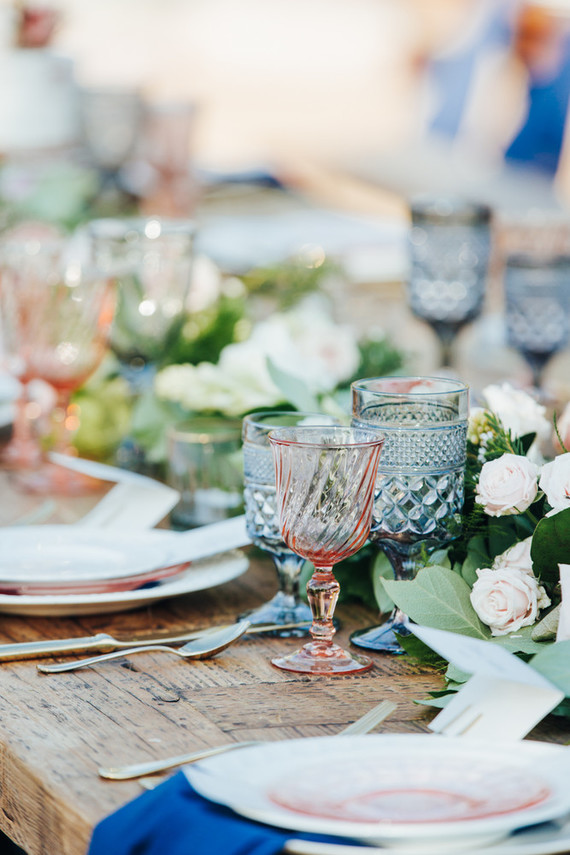Stylish Malibu wedding on 100 Layer Cake Inspiration