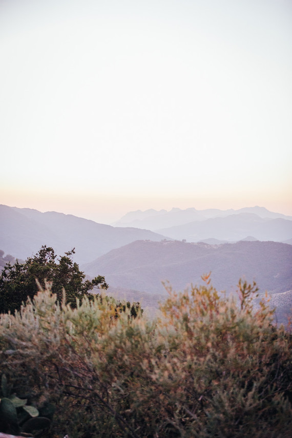 Stylish Malibu wedding on 100 Layer Cake Inspiration