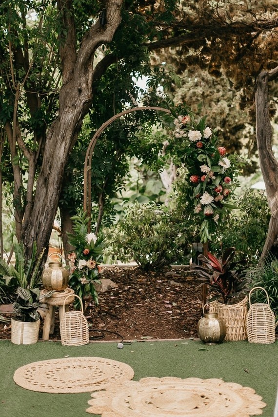 Modern tropical wedding at the San Diego Botanic Garden