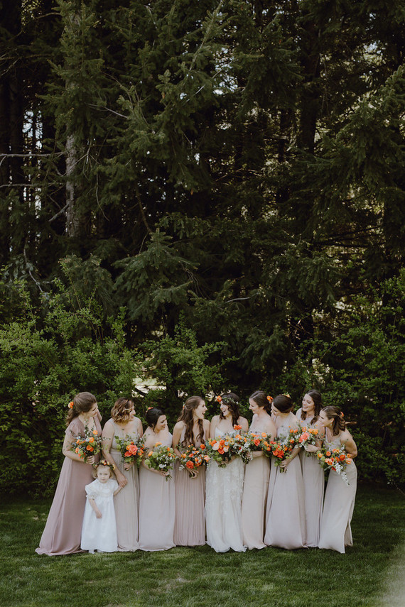Spring Columbia Gorge wedding at Gorge Crest Vineyards