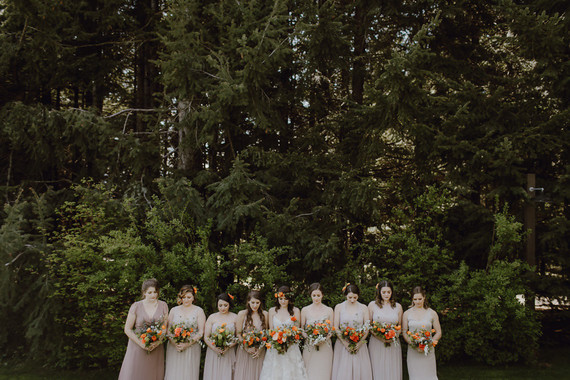 Spring Columbia Gorge wedding at Gorge Crest Vineyards