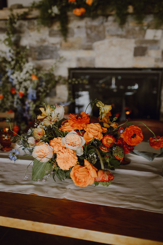 Spring Columbia Gorge wedding at Gorge Crest Vineyards