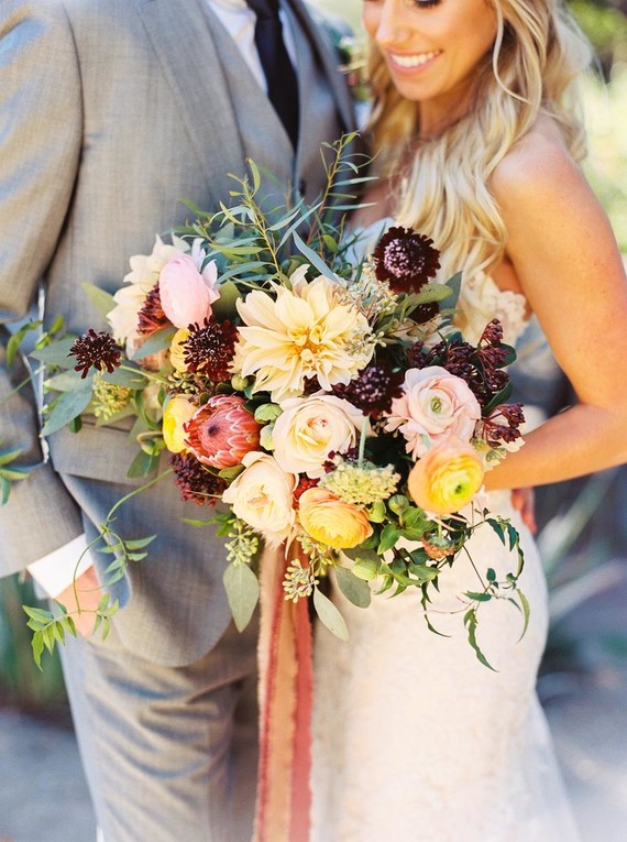 Modern feminine Santa Cruz wedding with boho details