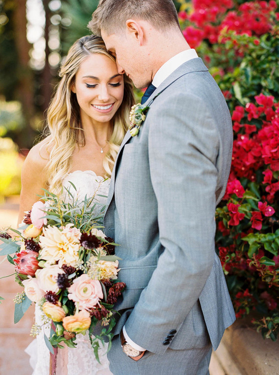 Modern feminine Santa Cruz wedding with boho details
