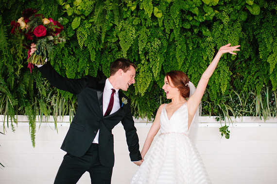 modern fall garden wedding