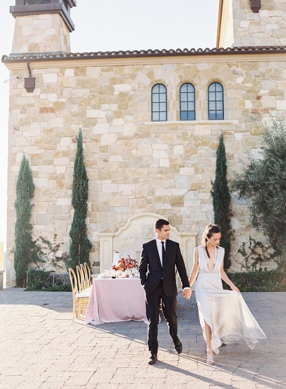 Elegant Valentine's Day wedding ideas at Malibu Rocky Oaks Estate