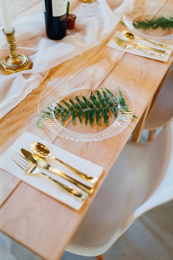 DIY warehouse wedding at Six Hundred King in Jacksonville Inspiration