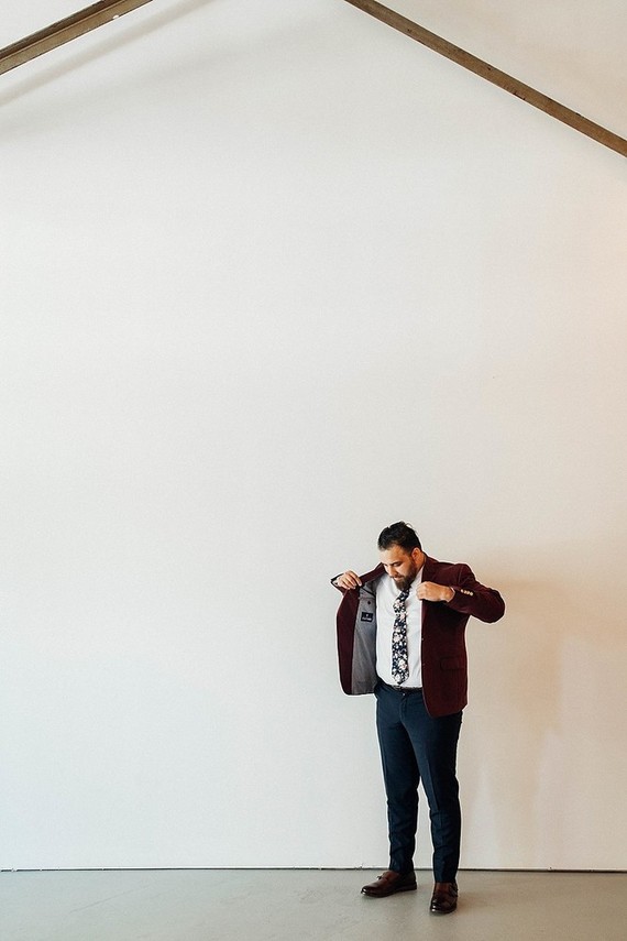 DIY warehouse wedding at Six Hundred King in Jacksonville